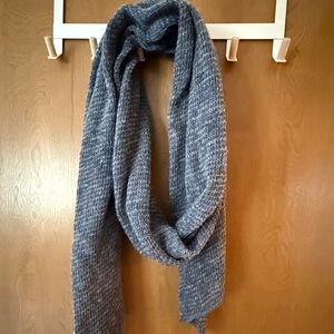 Varma Icelandic Gray Blue Oversized Asymmetrical Wool Scarf 23 x 108" New.